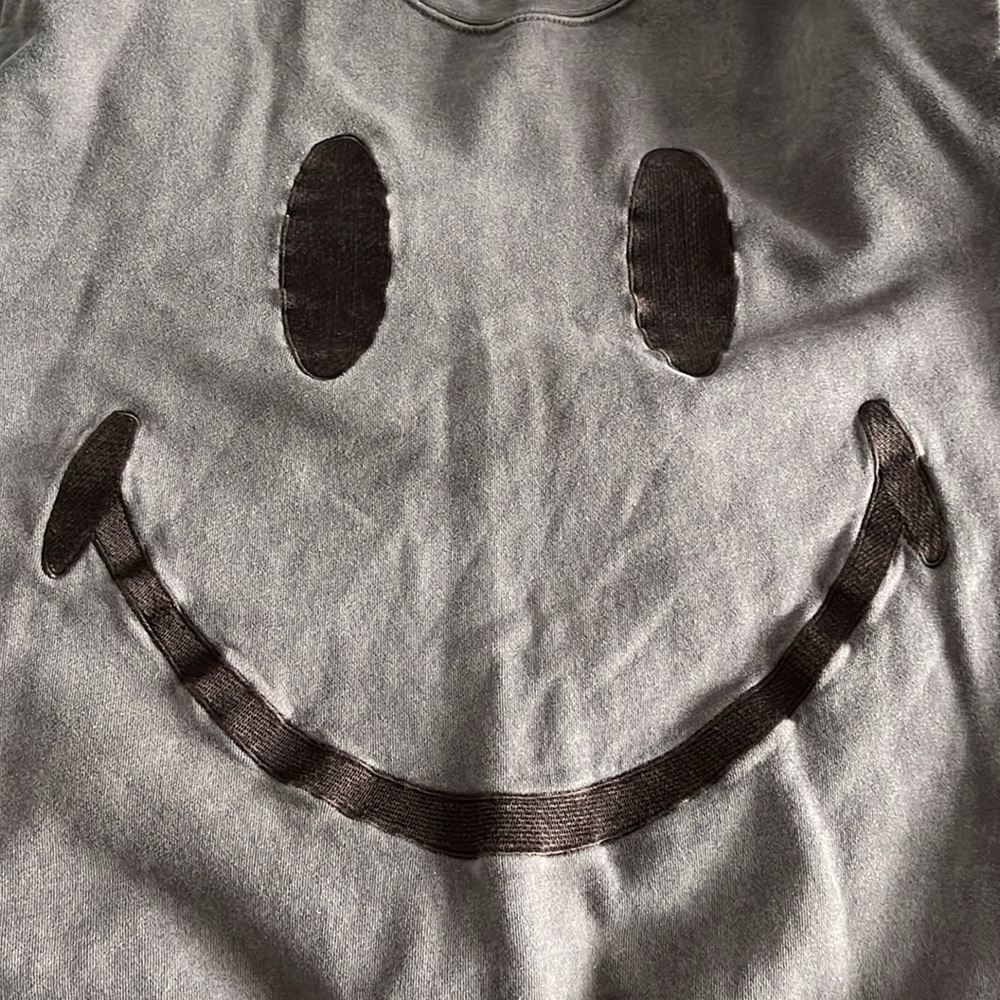 Market X/ Urban Outfitters Smiley Oversized Crew
Neck Sweatshirt Size Medium - Picture 6 of 12